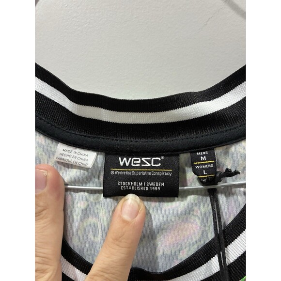 WeSC Flamingo-Go Wild Basketball Tank Top Unisex M NWT Vibrant Floral Streetwear - Picture 7 of 7